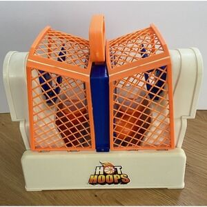 Vintage 2000 HOT HOOPS Basketball Game Two Balls Works Great